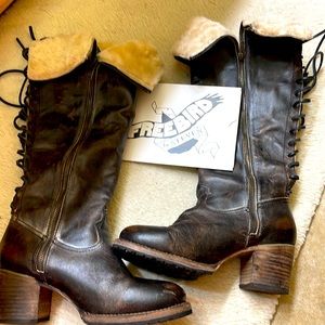 Freebird by Steven knee high boots w/ fur inside. Iceland black size 10 (Brown)